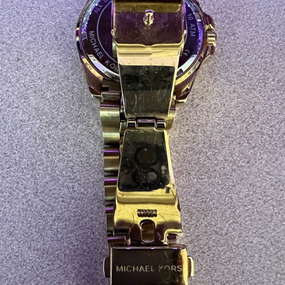 144 Michael Kors Watch with Bling - Picture 4 of 4